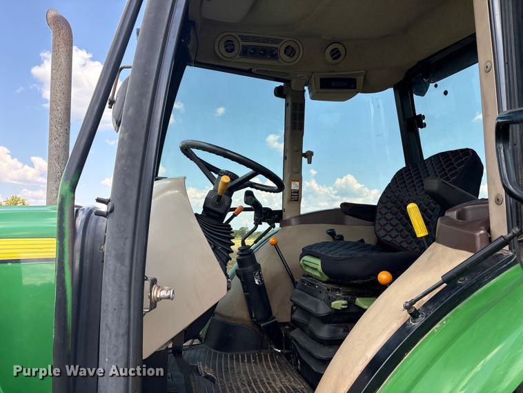 image for item DY0927 2011 John Deere 6115D MFWD tractor