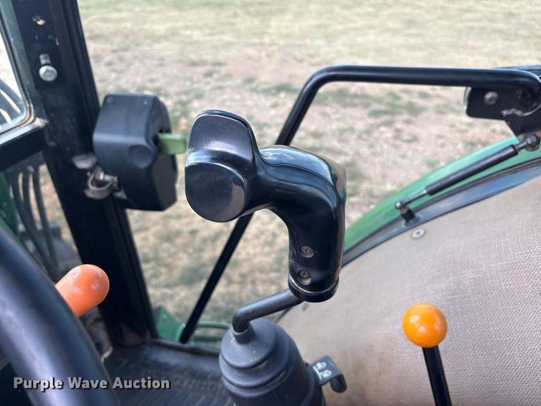 image for item DY0927 2011 John Deere 6115D MFWD tractor