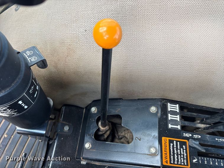 image for item DY0927 2011 John Deere 6115D MFWD tractor