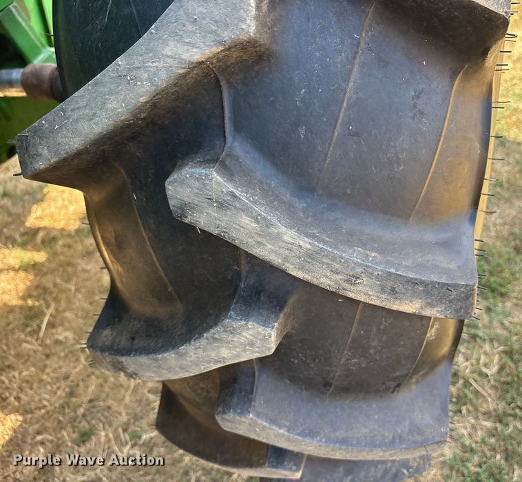 image for item DY0927 2011 John Deere 6115D MFWD tractor