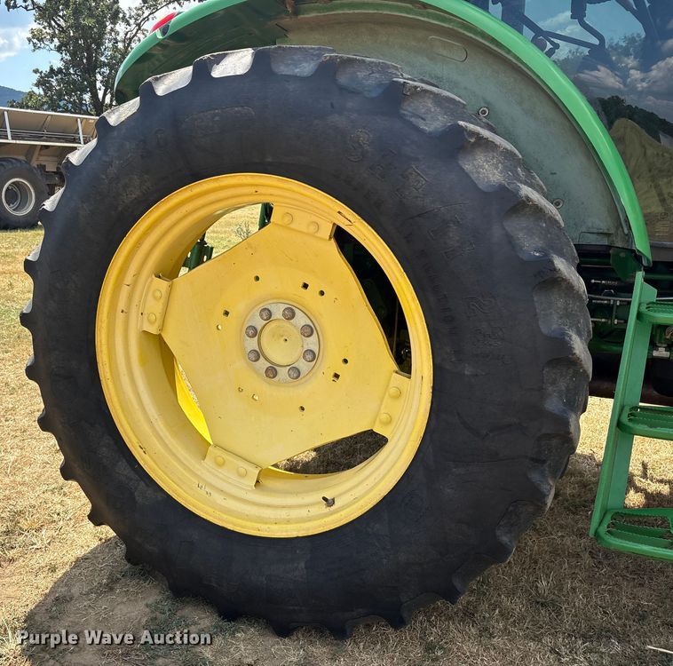 image for item DY0927 2011 John Deere 6115D MFWD tractor