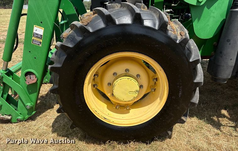 image for item DY0927 2011 John Deere 6115D MFWD tractor