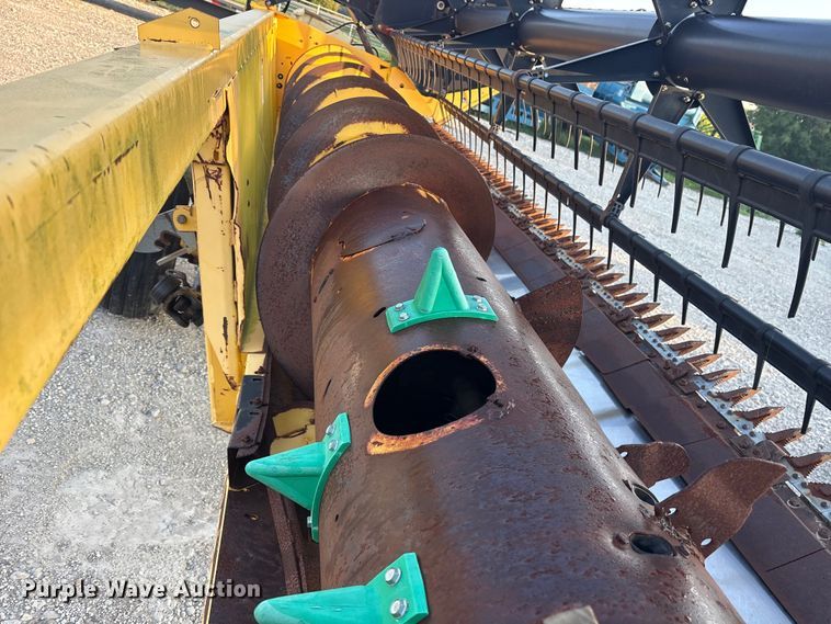 image for item DY0928 New Holland 74C rigid head