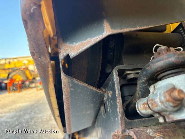 image for item DY0928 New Holland 74C rigid head