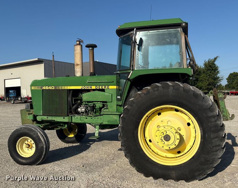 image for item DY0932 John Deere 4640 tractor