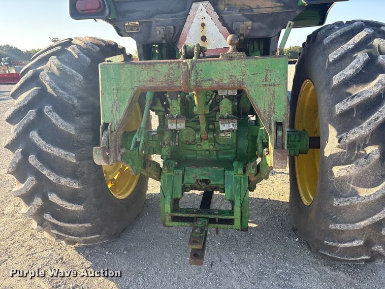 image for item DY0932 John Deere 4640 tractor