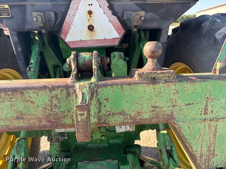 image for item DY0932 John Deere 4640 tractor