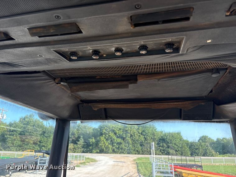 image for item DY0932 John Deere 4640 tractor