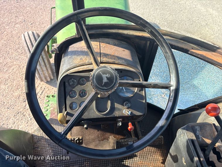 image for item DY0932 John Deere 4640 tractor