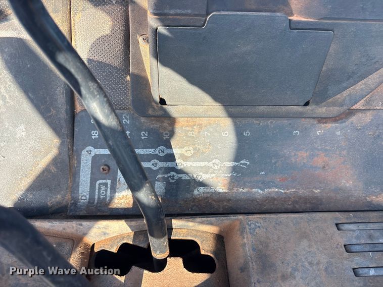 image for item DY0932 John Deere 4640 tractor