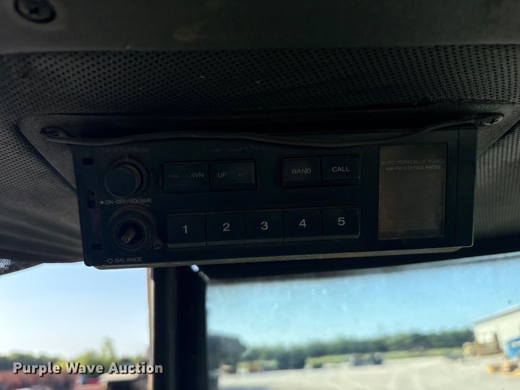 image for item DY0932 John Deere 4640 tractor