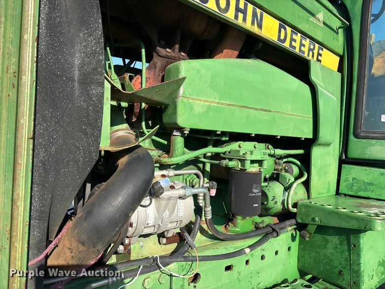 image for item DY0932 John Deere 4640 tractor