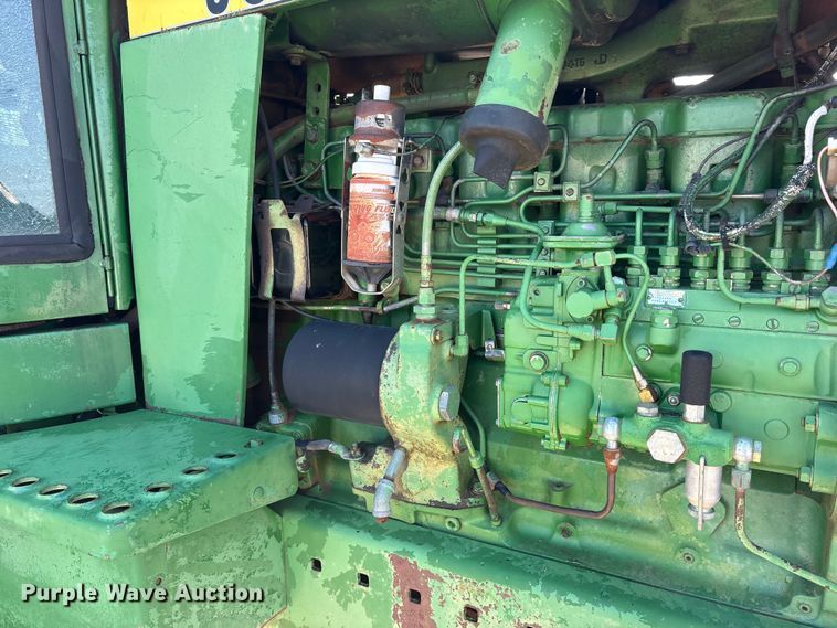 image for item DY0932 John Deere 4640 tractor