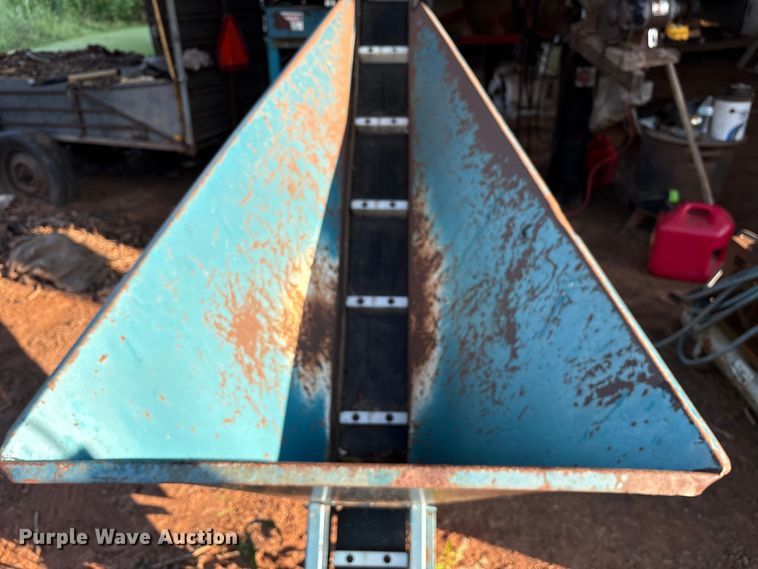 image for item DY0939 SNT CP80H pecan cleaner