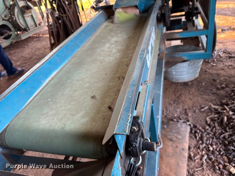 image for item DY0939 SNT CP80H pecan cleaner