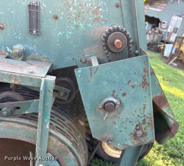 image for item DY0941 Lockwood 6048-0001 pecan harvester