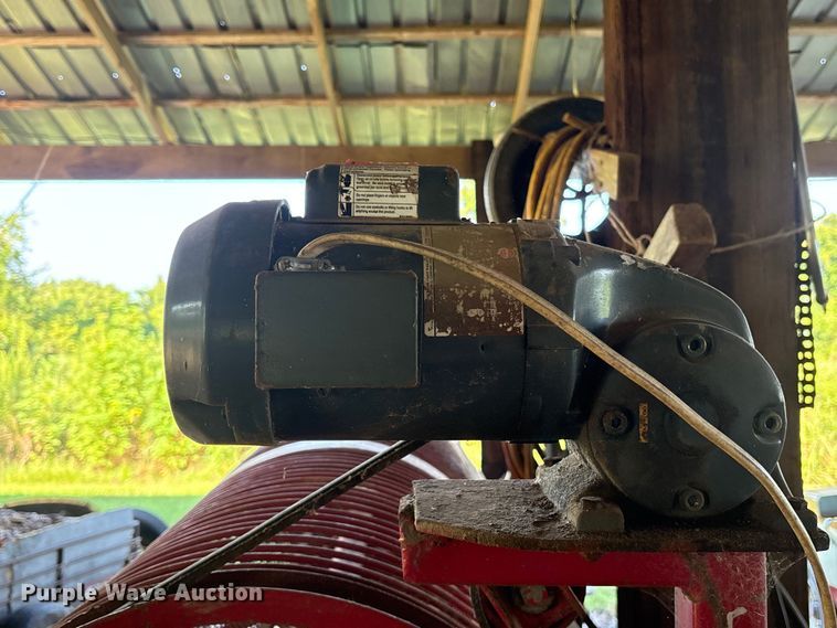 image for item DY0942 Savage 4-10 pecan separator