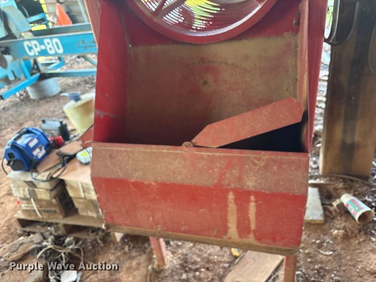 image for item DY0942 Savage 4-10 pecan separator