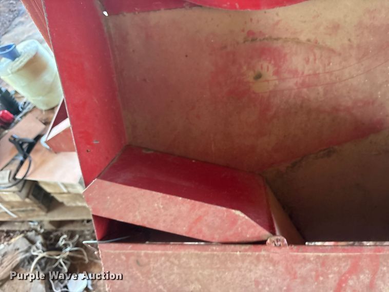 image for item DY0942 Savage 4-10 pecan separator