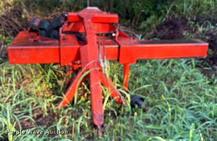 image for item DY0943 Savage 2548 pecan tree shaker