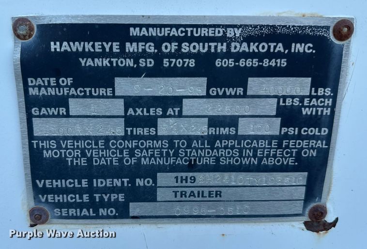 image for item DZ4218 1996 Dakota grain trailer