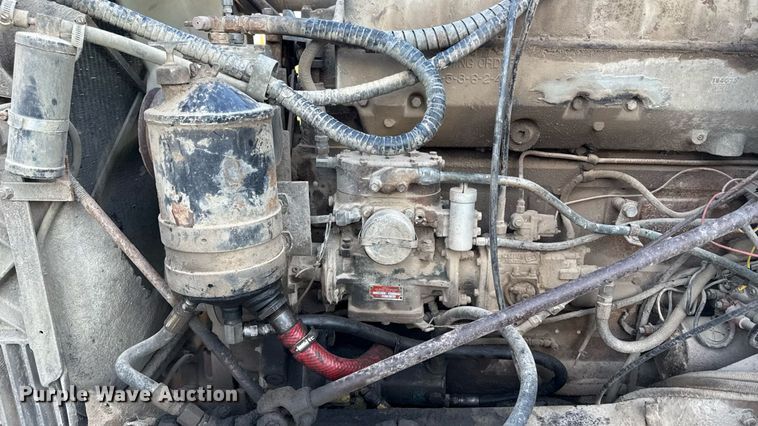 image for item DZ4219 1972 International Transtar 4300 grain truck