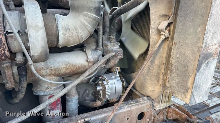 image for item DZ4219 1972 International Transtar 4300 grain truck