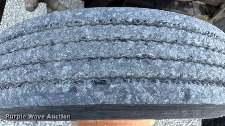 image for item DZ4219 1972 International Transtar 4300 grain truck