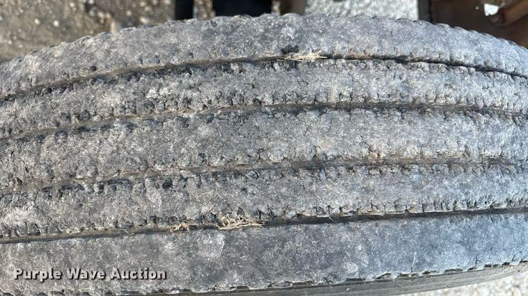 image for item DZ4219 1972 International Transtar 4300 grain truck