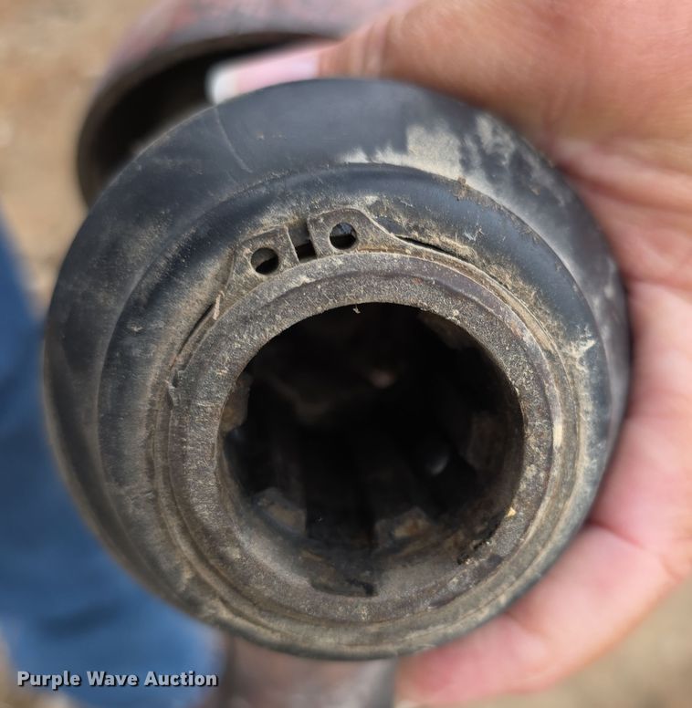 image for item DZ6123 New Holland Hayliner 273 small square baler