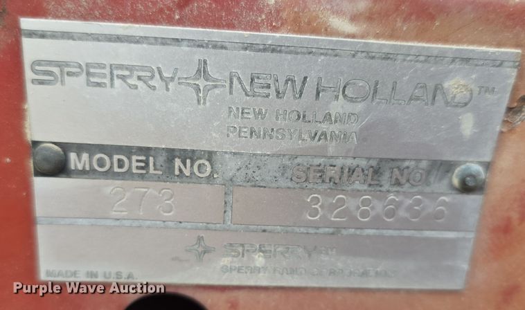 image for item DZ6123 New Holland Hayliner 273 small square baler