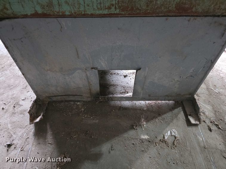 image for item DZ6124 Roskamp K roller mill 