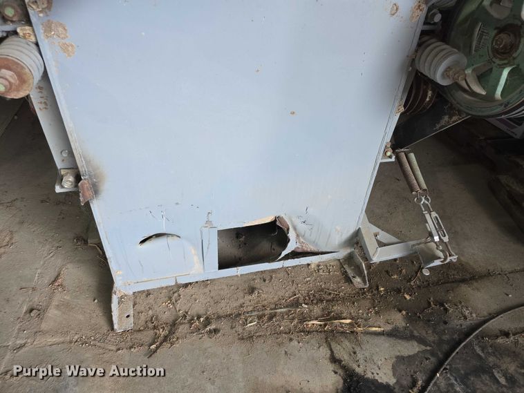 image for item DZ6124 Roskamp K roller mill 