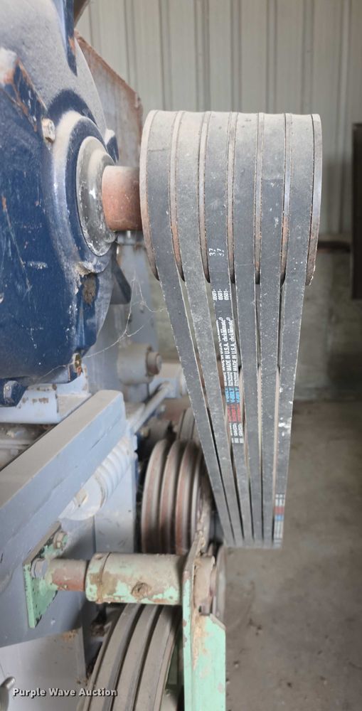 image for item DZ6124 Roskamp K roller mill 