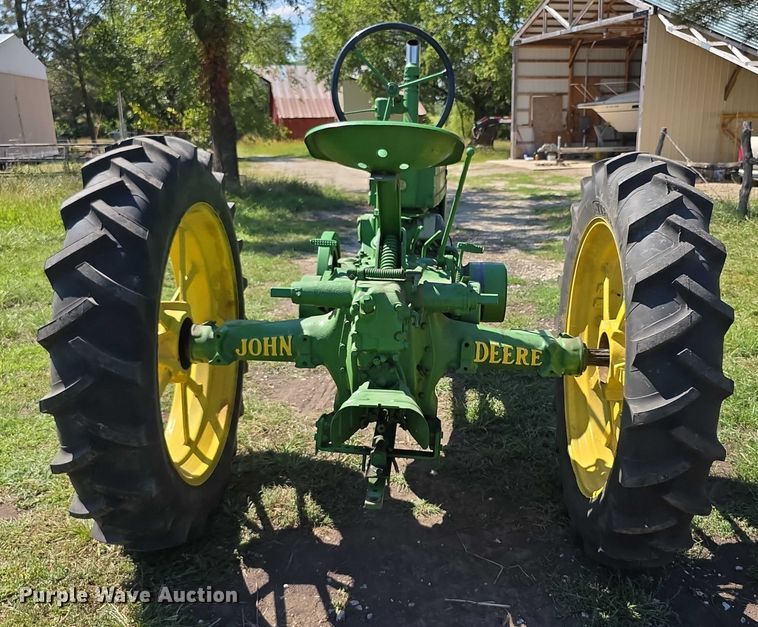 image for item DZ6150 John Deere  B tractor
