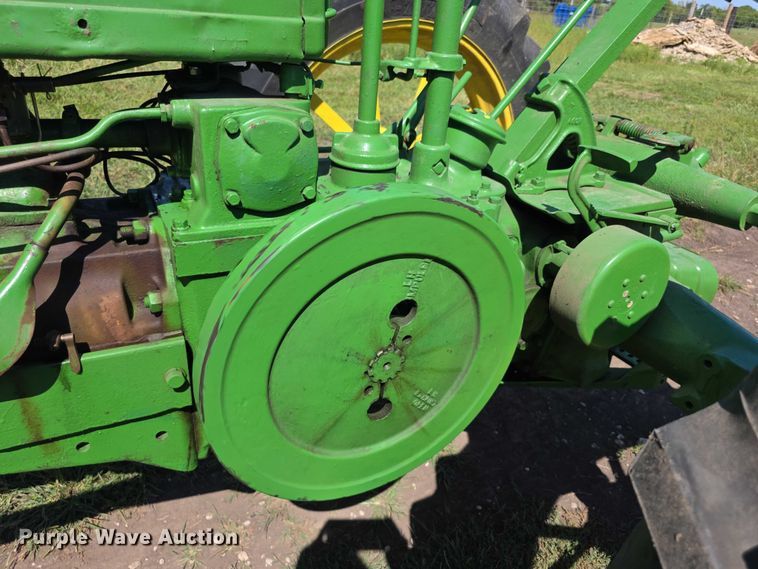 image for item DZ6150 John Deere  B tractor