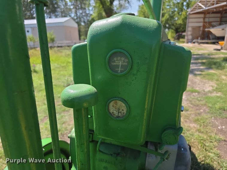 image for item DZ6150 John Deere  B tractor