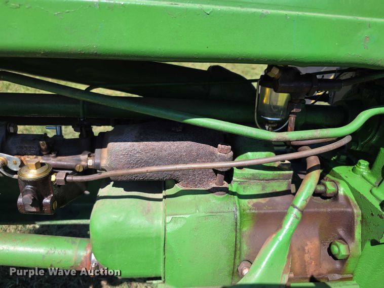 image for item DZ6150 John Deere  B tractor