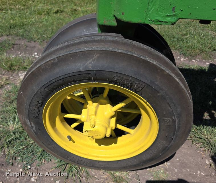 image for item DZ6150 John Deere  B tractor