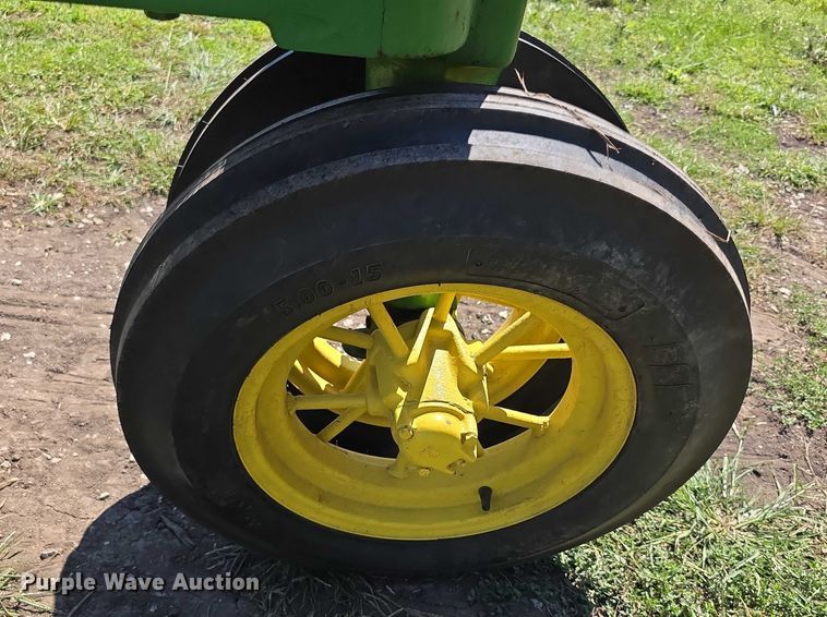 image for item DZ6150 John Deere  B tractor