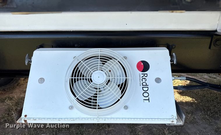 image for item DZ8926 2012 International 7400 feed mixer truck