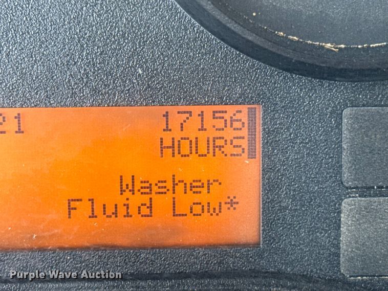 image for item DZ8926 2012 International 7400 feed mixer truck