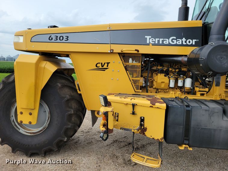 image for item EA2514 2011 TerraGator 6303 spreader