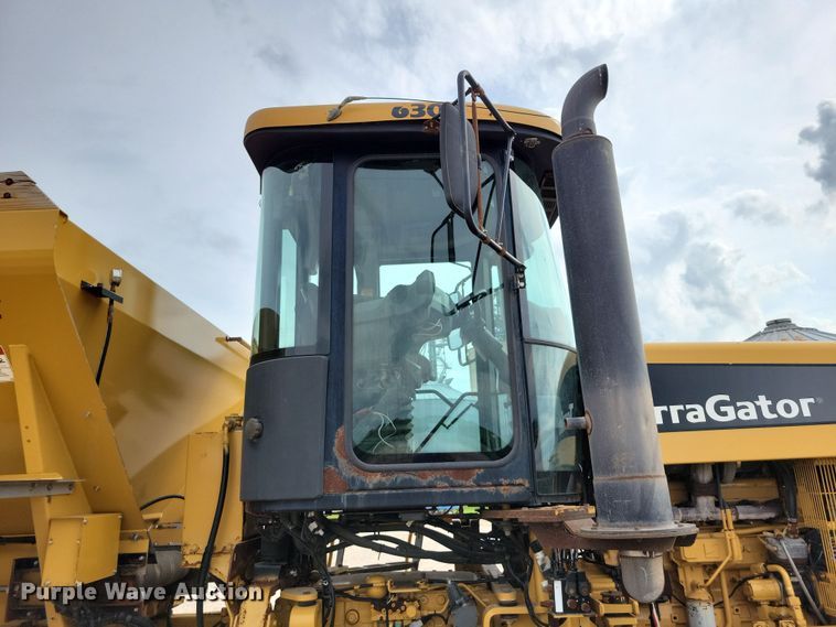 image for item EA2514 2011 TerraGator 6303 spreader