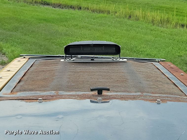 image for item EA2514 2011 TerraGator 6303 spreader