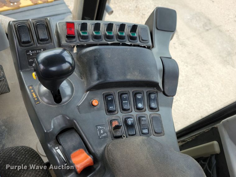 image for item EA2514 2011 TerraGator 6303 spreader