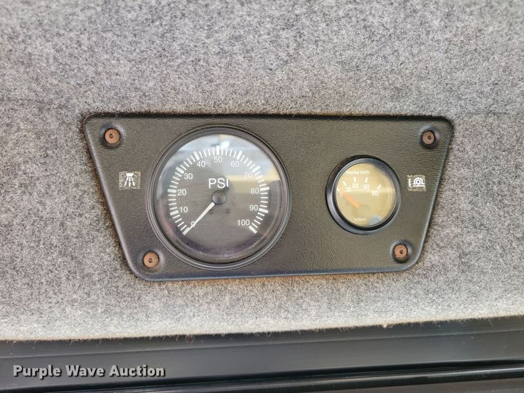 image for item EA2514 2011 TerraGator 6303 spreader