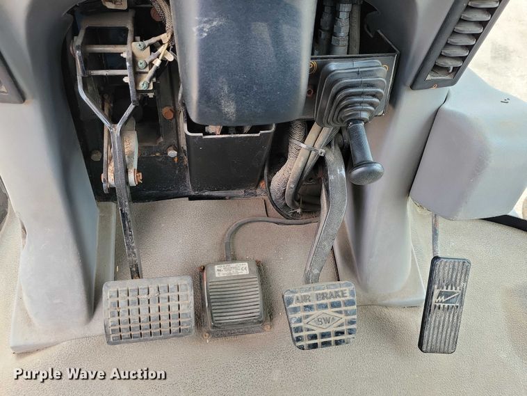 image for item EA2514 2011 TerraGator 6303 spreader