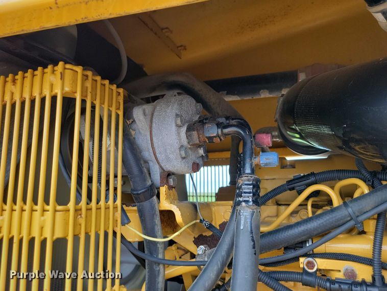 image for item EA2514 2011 TerraGator 6303 spreader