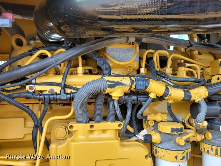 image for item EA2514 2011 TerraGator 6303 spreader